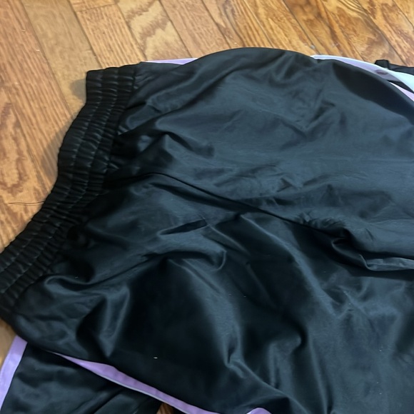 Garage Track suit 2 piece sweatpants and zipper jacket Size Medium black purple - Picture 10 of 12
